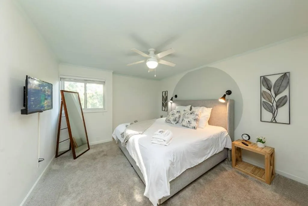 Midtown 2Br Gem With Private Balcony And Optional Parking Walkable To Vanderbilt, Music Row & Centennial Park Nashville 0*,